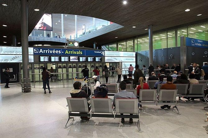 From Paris to CDG airport or From CDG airport to Paris (one way) - What the airport arrival transfer is like