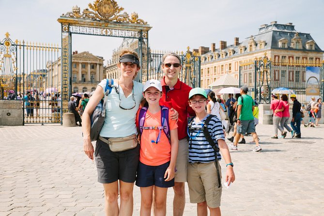From Paris: Versailles Bike Tour w/ Palace, Gardens, & Picnic - The Notre-Dame market turns lunch into part of the tour