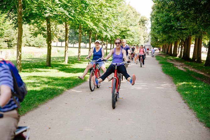 From Paris: Versailles Bike Tour w/ Palace, Gardens, & Picnic - Cycling to the Grand Canal for a royal picnic
