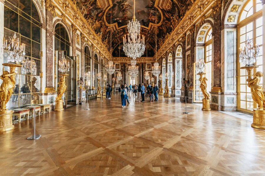 From Paris: Versailles Skip-the-Line Tour & Gardens Access - Why this Versailles tour works well from Paris