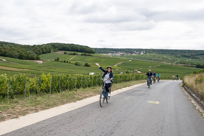 From Reims Full day Electric bike Champagne and lunch - Lunch in Mareuil-sur-Ay