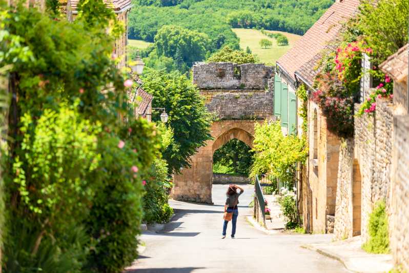 From Sarlat: Beynac & Domme Tour & Dordogne Boat Ride - Key points at a glance