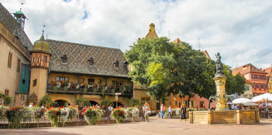 From Strasbourg: Best Of Alsace Historical Day Trip - How the audio guide and driver setup work