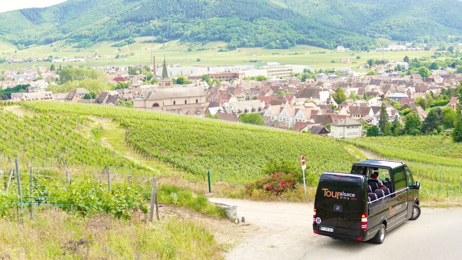 From Strasbourg: Medieval Villages & Wine Tasting Day Trip - Hunawihr adds a brief photo stop