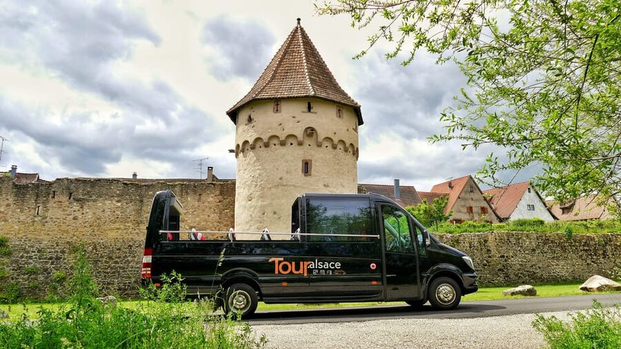From Strasbourg: Medieval Villages & Wine Tasting Day Trip - Bergheim starts the day with a quieter welcome