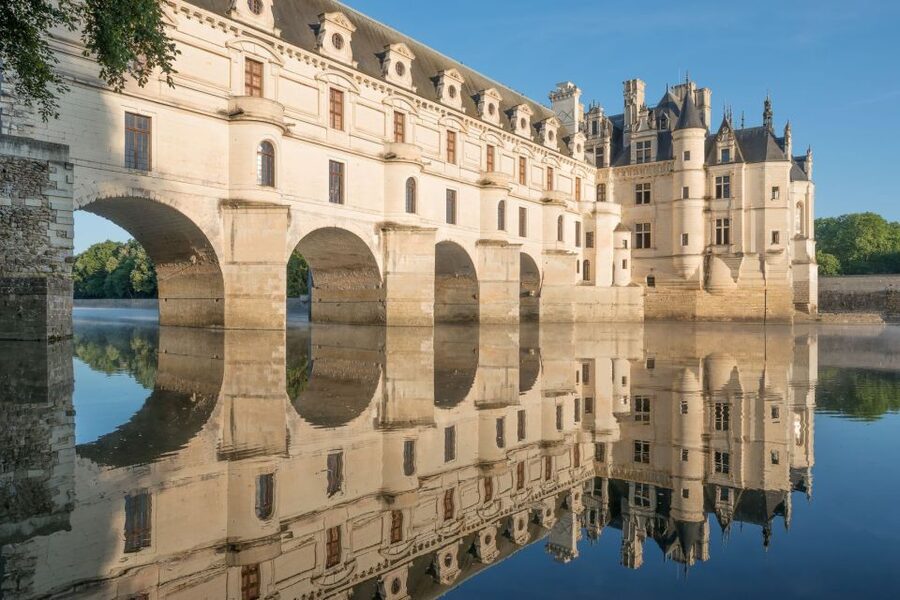 From Tours: Chenonceau and Chambord Castles Guided Tour - What the $247 price really includes