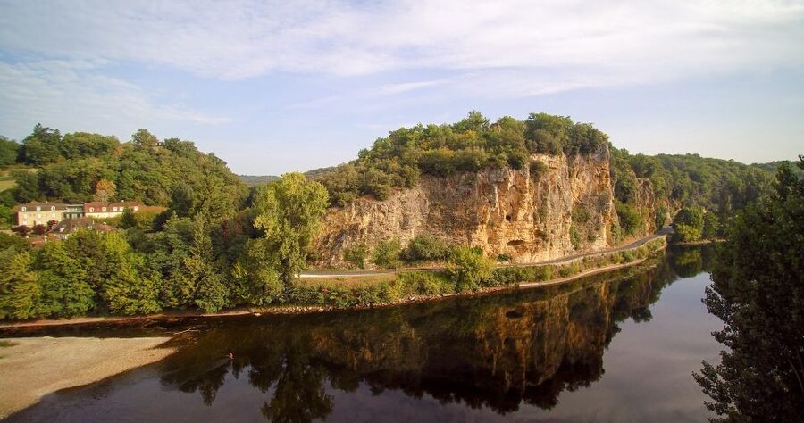From Vitrac: Dordogne River Canoe Rental - Price, value, and the busy-season tradeoff