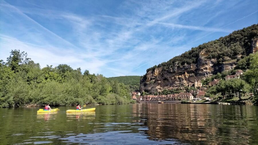From Vitrac: Dordogne River Canoe Rental - Swimming, wildlife, and the easy pace