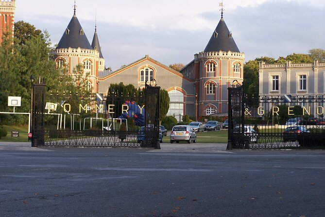 Full Day All-inclusive Tour in Champagne from Paris in a Minivan - Leaving Paris with breakfast in the minivan