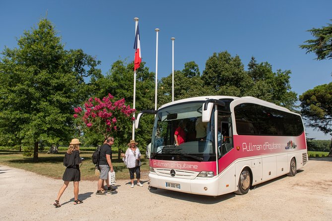 Full-day Saint-Emilion: Village, Undergrounds and Châteaux - The bilingual format and group size