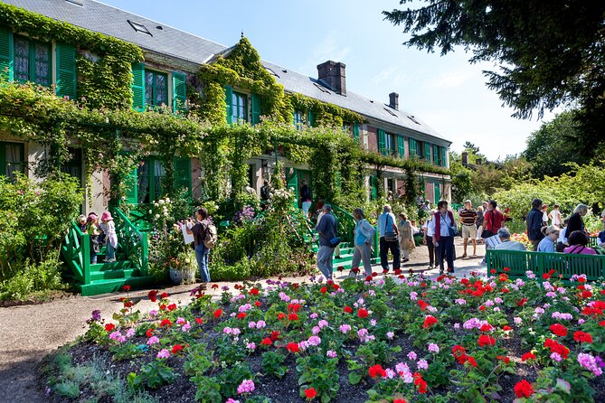Giverny Monet’s Home and Gardens Half Day Tour from Paris - Who will enjoy this half-day outing?