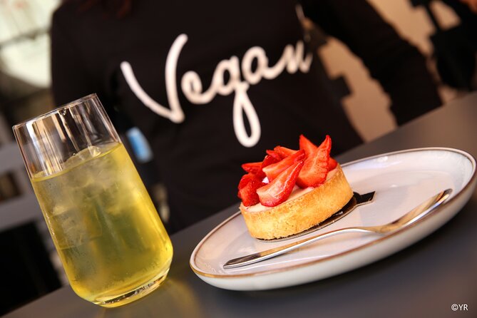 Gourmet Vegan Private Tour of Lyon 3 hours - Why this Lyon food walk feels different