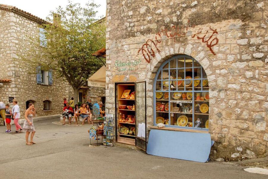 Grasse, Valbonne & Gourdon: Day Tour with Wine Tasting - Driving time, group size, and the day’s rhythm