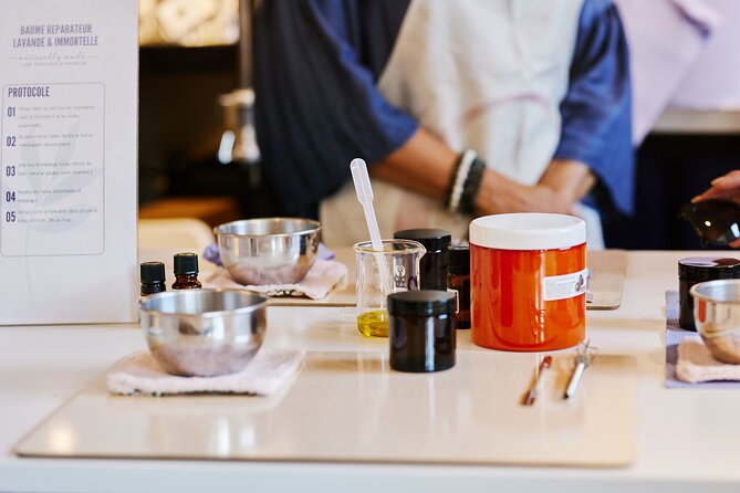 Guided tour Distillery of Lavender between Nîmes & Arles - The shop is part of the experience