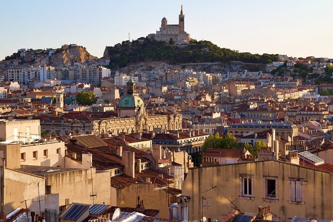 Guided Tour in Marseille: Vieux Port & Old City - Why this route works in Marseille