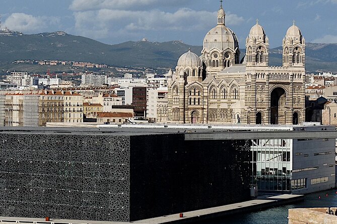Guided Tour in Marseille: Vieux Port & Old City - Starting at Le Vieux Port