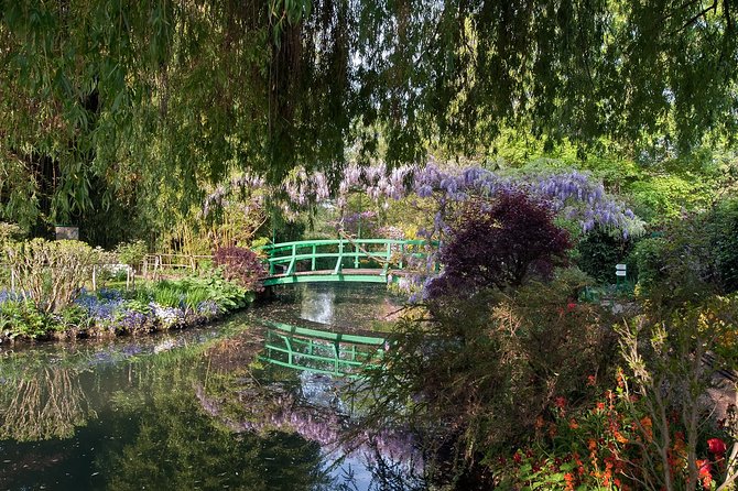 Guided tour Monet's house and gardens/small group - Timing, crowds, and the best kind of visitor