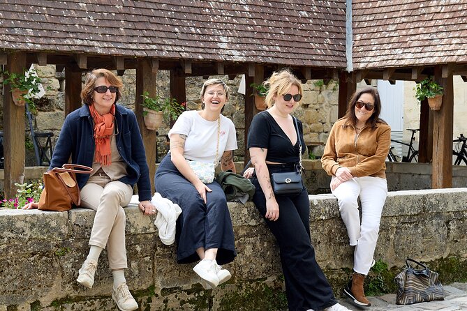 Half day tour Saint-Emilion : Village & Château with wine tasting - Meeting at 2ter Rue Mably in Bordeaux
