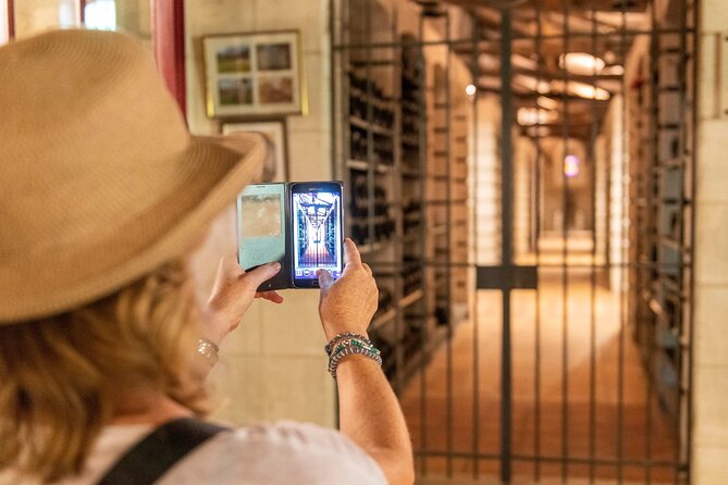 Half-Day Wine tour across Bordeaux’s Vineyards - What happens at the château