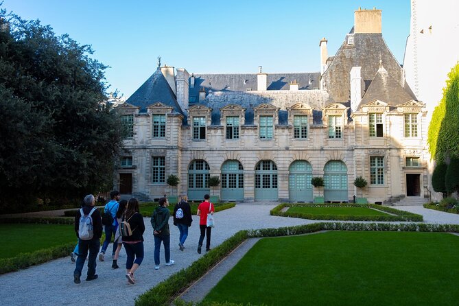 Hidden Paris: Explore Medieval Marais on a Walking Tour - Starting beside the Centre Pompidou