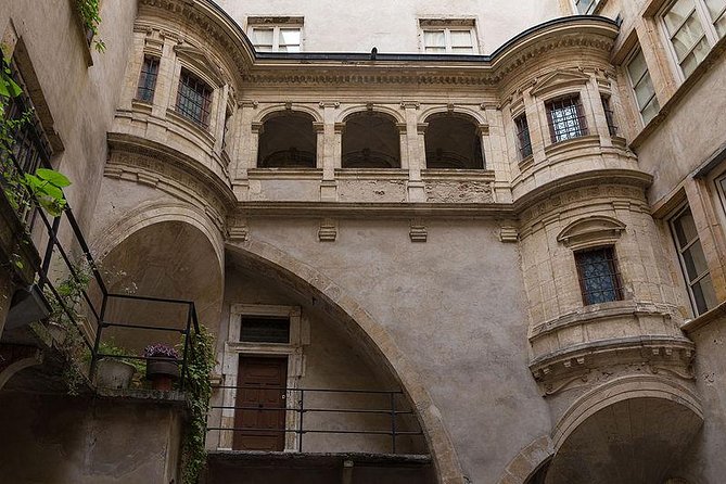 Highlights and Hidden Gems of Lyon Guided Walking Tour (English) - Why this two-hour walk works well in Lyon