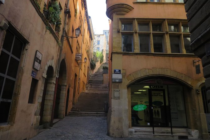 Highlights and Hidden Gems of Lyon Guided Walking Tour (English) - Traboules and the old Jewish quarter