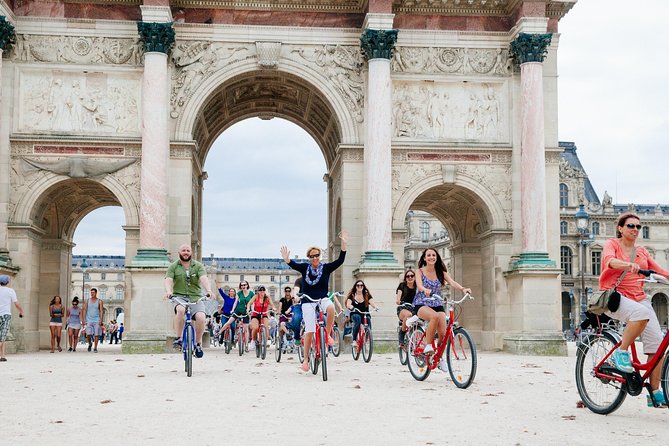 Highlights of Paris Bike Tour w/ a Local Guide (English or Dutch) - Guides, language, and the feel of the ride