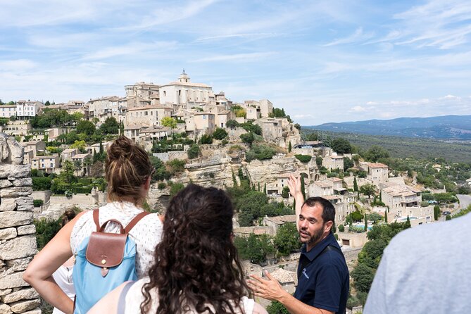 Highlights of Provence : Chateauneuf du Pape & Luberon - Châteauneuf-du-Pape, where the wine comes first
