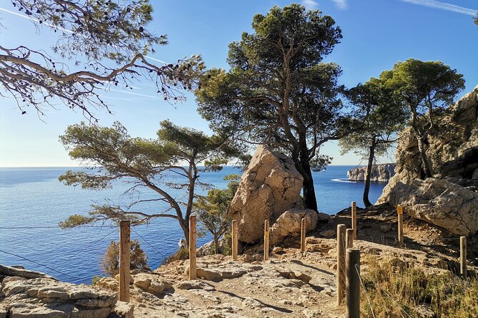 Hiking in the Calanques National park from Marseille - Calanque de Morgiou and the coast near Sugiton