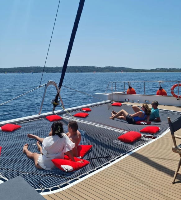 Hyères : Morning Discovery or Relaxing Afternoon cruise - What this Hyères cruise is really about