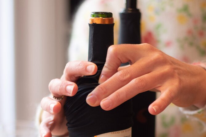 Introduction to Bordeaux wines paired with cheeses & charcuterie - How much can fit into one hour?