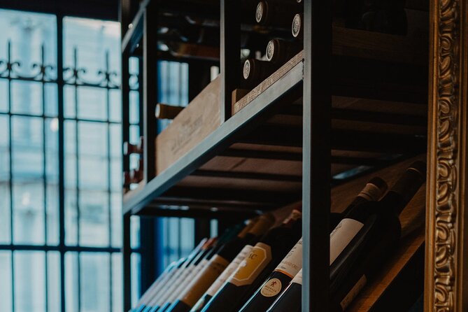 Introduction to Bordeaux wines paired with cheeses & charcuterie - The location near the Grand Théâtre