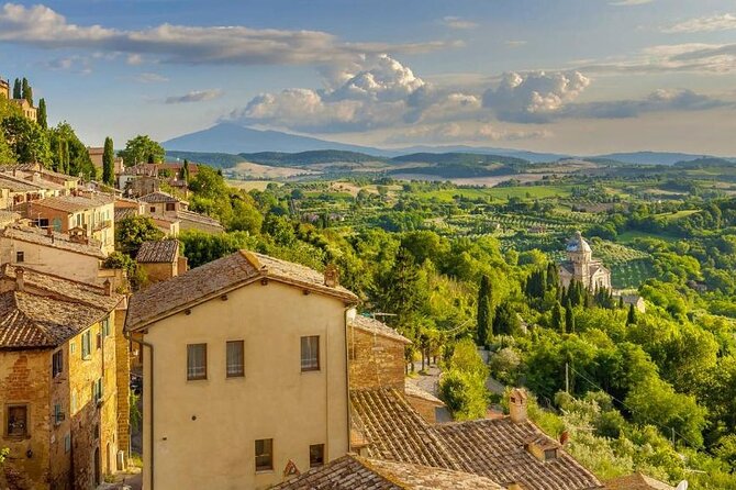 Italian Wine Tasting with Professional Sommelier in Montepulciano - Key points to know before you book
