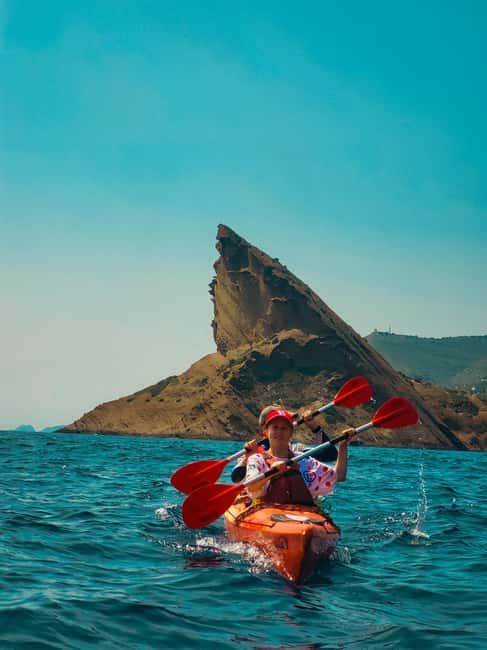 La Ciotat: Calanques National Park Guided Kayak Tour - Who should book this La Ciotat kayak tour?