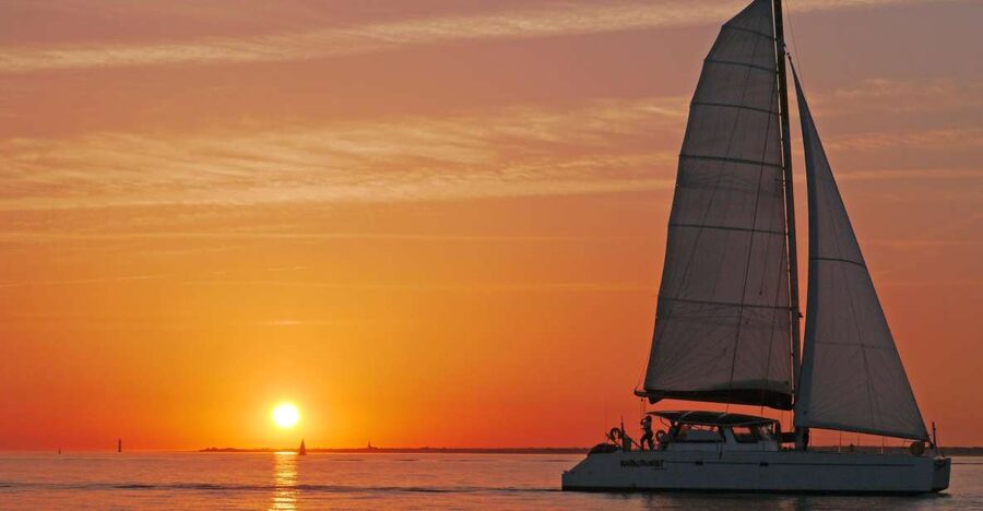 La Rochelle: 2-Hour Sunset Sailing Cruise - Setting out from La Rochelle’s old harbor