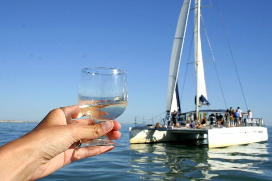 La Rochelle: Catamaran Cruise - Starting beside La Rochelle’s historic towers