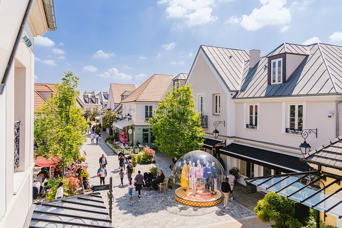 La Vallee Village Shopping Outlet by Luxury Transport from Paris - Return departures are the most important detail