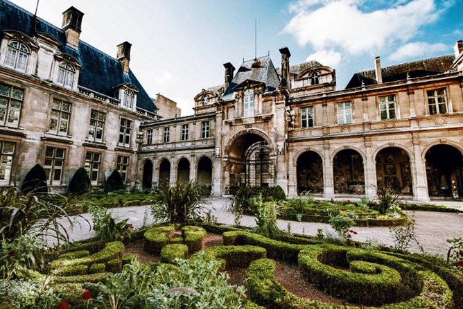 Le Marais District & Jewish Quarter - Exclusive Guided Walking Tour - Why the Marais works so well as a walking tour