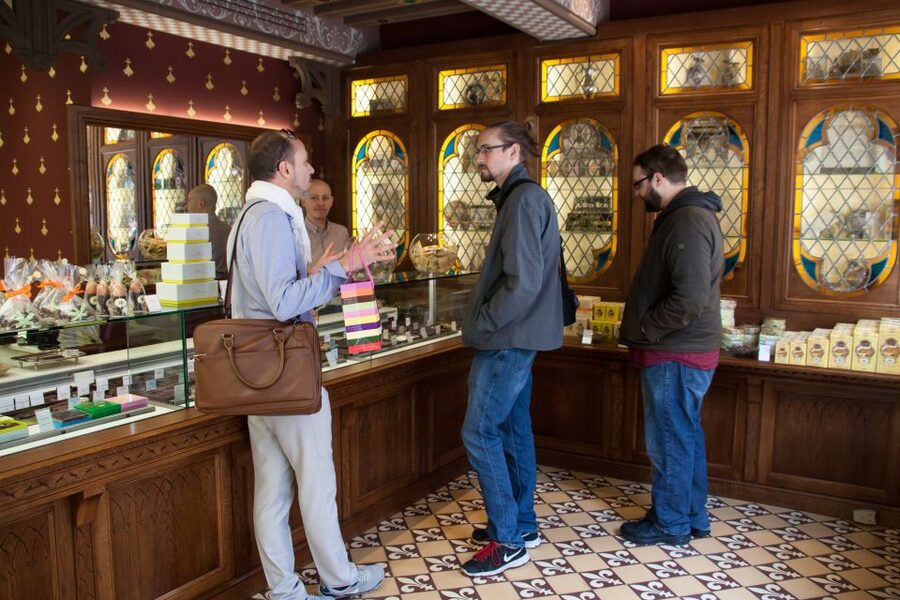 Le Marais: Pastry and Chocolate Food Tour - Pastries first: seeing French baking up close