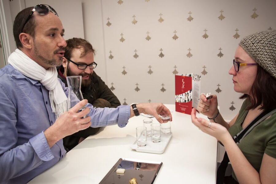 Le Marais: Pastry and Chocolate Food Tour - The guide makes or breaks the afternoon