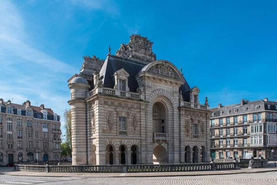 Lille : Vieux-Lille Walking Tour - The Old Stock Exchange and Lille Opera