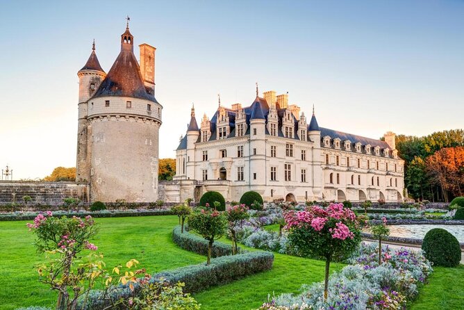 Loire Valley Castles Day Trip from Paris with Complementary Wine - Key points at a glance