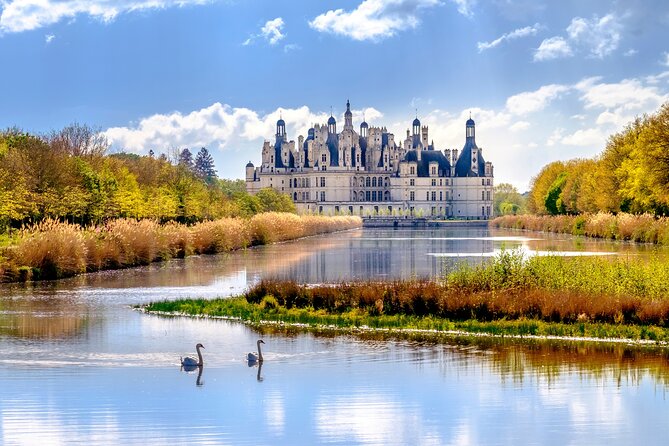 Loire Valley Castles Day Trip from Paris with Complementary Wine - The coach ride is the real tradeoff