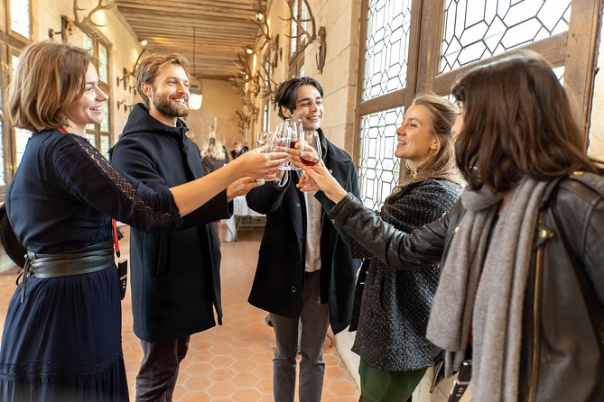 Loire Valley Castles Trip with Chenonceau and Chambord from Paris - Who should book this château tour