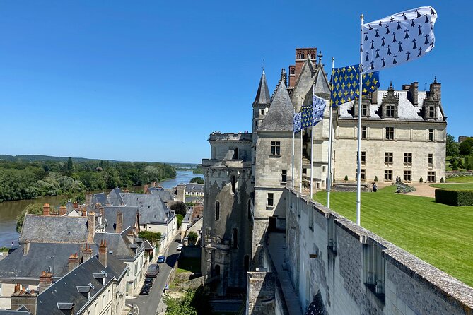 Loire Valley Royal Castles Guided Small group Day Trip from Paris - Amboise for lunch and royal history