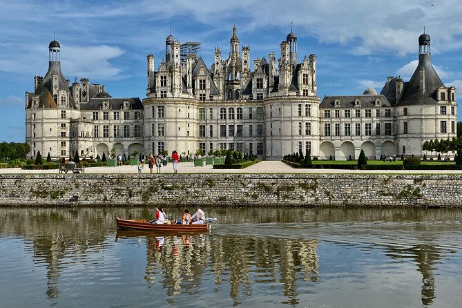 Loire Valley Royal Castles Guided Small group Day Trip from Paris - Chenonceau: arches over the River Cher