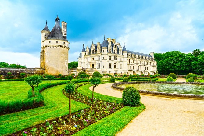 Loire Valley Wine and Castles Small-Group Day Trip from Paris - Why this Paris day trip works