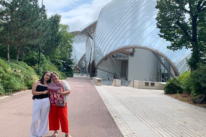 Louis Vuitton Foundation Exterior Walking Tour and Premium Entry - Practical details that can affect your day