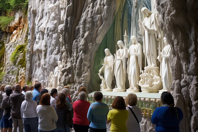 Lourdes, Guided Walking Tour in the Sanctuary - Why Lourdes is easier with a guide