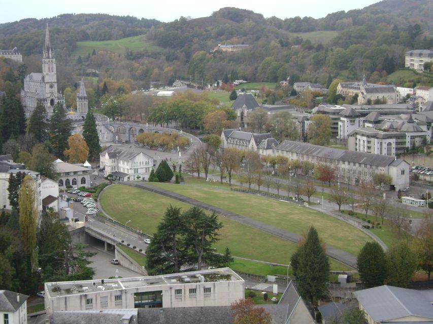 Lourdes: Private Guided Tour in the Sanctuary - Choosing morning or afternoon